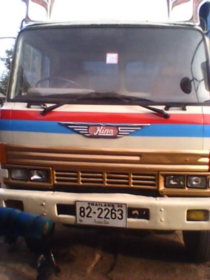 รถ 10 ล้อ HINO 180 แรง ปี 39 เครื่องดี ครัชชีสวย รถ 10 ล้อ HINO 180 แรง ปี 39 เครื่องดี ครัชชีสวย