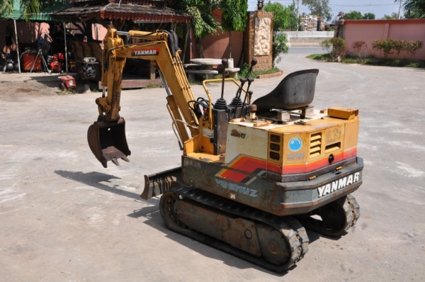 ขายแบคโฮเล็ก YANMAR YB101UZ กระทัดรัด นำเข้าญี่ปุ่นยังไม่เคยใช้งานในไทย 125,000 เท่านั้น!!