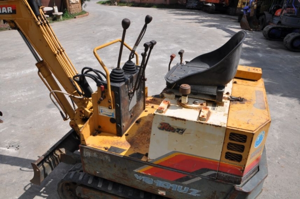ขายแบคโฮเล็ก YANMAR YB101UZ กระทัดรัด นำเข้าญี่ปุ่นยังไม่เคยใช้งานในไทย 125,000 เท่านั้น!!