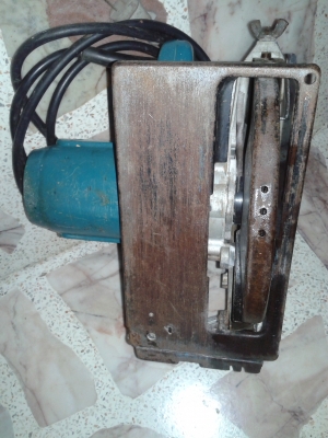 ขายเลื่อยวงเดือนMakita รุ่น5806B