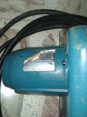 ขายเลื่อยวงเดือนMakita รุ่น5806B