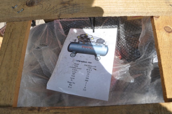 ขายปั้มลม 3สูบ(150ลิตรใหญ่) สภาพสวยเดิม ของใหม่เปิดตู้ติดมา1ตัว 29,000บาท เท่านั้น!!