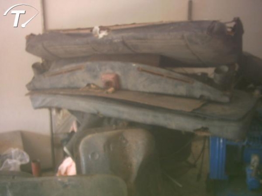 ซากมินิออสติน 1300 ปะผุแล้ว พร้อมอะไหล่ ไม่มีทะเบียน 15,000.-