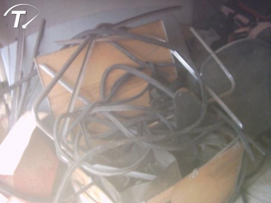 ซากมินิออสติน 1300 ปะผุแล้ว พร้อมอะไหล่ ไม่มีทะเบียน 15,000.-