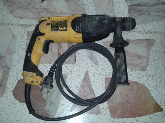 ขายสว่าน Dewalt รุ่น D25013 สภาพดี