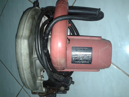ขายเลื่อยวงเดือนMaktec รุ่นMT580