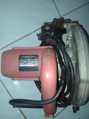 ขายเลื่อยวงเดือนMaktec รุ่นMT580