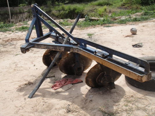 ขายด่วนครับเจ้าของร้อนเงิน FORD 6600 T5 สภาพพร้อมใช้ ราคาคุยกันได้ครับ