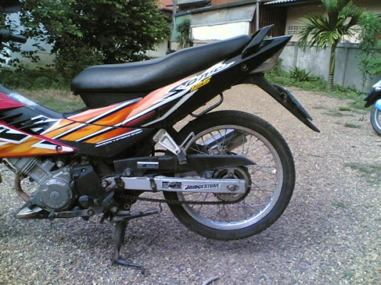 ขาย Honda Sonic ทะเบียนพร้อมโอนเครื่องดีภาษีพึ่งขาดตัวกุญแจเล็กรถพร้อมใช้งาน ขาย 11000 บาท