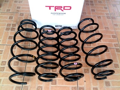 สปริง Vios 07-12 สี่ต้นครบชุดหน้าหลัง สภาพใหม่ ถอดจากป้ายแดง สีแต้มยังอยู่ครบ ส่ง ปณ แบบ พกง ได้ทั่วประเทศ เหมาะสำหรับรถที่โหลดแล้วต้องการยกเท่าสเปคเดิมโรงงานครับ