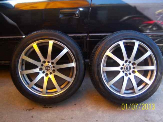 ขายแม็ก ขอบ 17  5รู114  พร้อมยาง 215 60 R17  1คู่