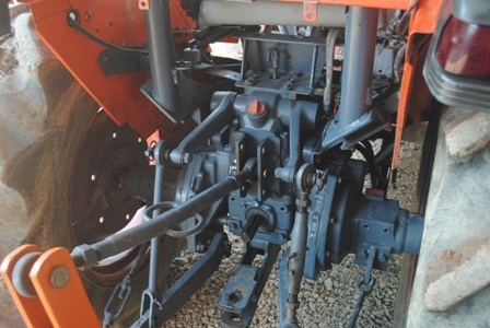ขายรถไถ Kubota L 3408 4WD พร้อมดันหน้าและผานหลัง ขายรถไถ Kubota L 3408 4WD พร้อมดันหน้าและผานหลัง