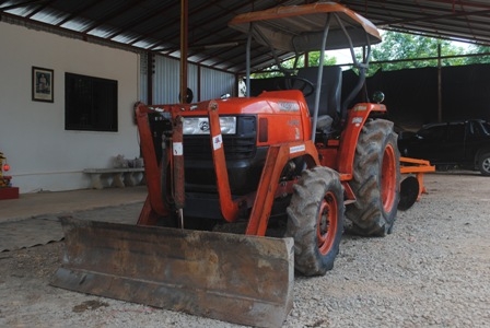 ขายรถไถ Kubota L 3408 4WD พร้อมดันหน้าและผานหลัง ขายรถไถ Kubota L 3408 4WD พร้อมดันหน้าและผานหลัง
