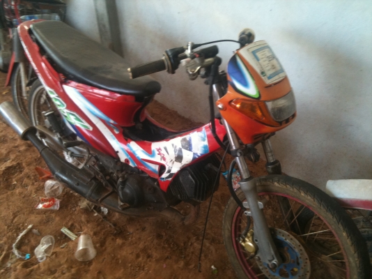 ขายดรีม 2 คัน เริ่มต้น 3,500 บาท ขับได้ทั้งสองคัน