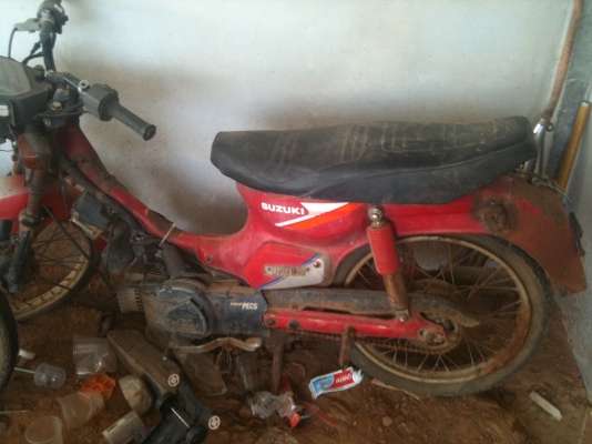 ขายดรีม 2 คัน เริ่มต้น 3,500 บาท ขับได้ทั้งสองคัน