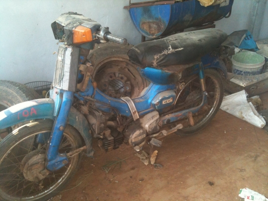 ขายดรีม 2 คัน เริ่มต้น 3,500 บาท ขับได้ทั้งสองคัน