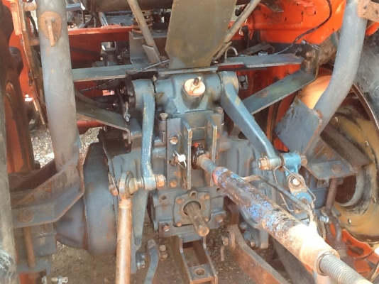 ขายรถไถ KUBOTA L2605 พร้อมผาน 5 รถสภาพเดิมๆไม่ได้ทำสีใหม่