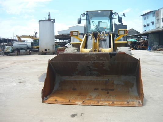 รถตักล้อยาง Komatsu WA320-5  รถเก่านอกชั่วโมงการทำงานต่ำ สวยกิ๊บ นำเข้าจากญี่ปุ่น ตรวจเช็คระบบให้ทั้งคัน พร้อมรับประกัน เอกสารครบ จัดไฟแนนท์ได้