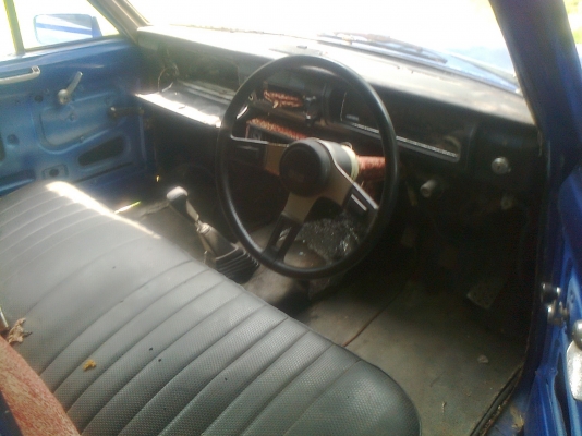 ขาย ดัสสัน 520 แวน มีทะเบียน สภาพดี ขาย ดัสสัน 520 แวน มีทะเบียน สภาพดี