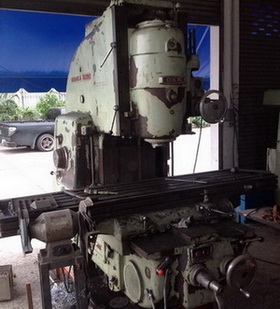 ขายเครื่อง กลึง มิลลิ่ง เฟส เลื่อยแบนซอว์ มีหลายเครื่องครับ