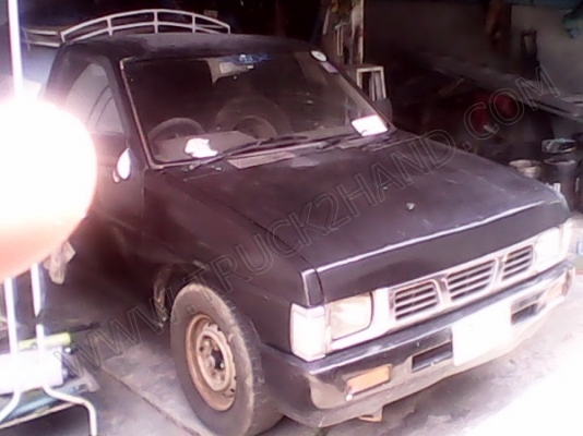 รถกระบะ บรรทุกน้ำ ยี่ห้อ NISSAN รุ่น BIG M รถกระบะ บรรทุกน้ำ ยี่ห้อ NISSAN รุ่น BIG M