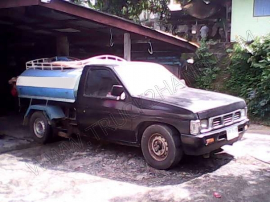 รถกระบะ บรรทุกน้ำ ยี่ห้อ NISSAN รุ่น BIG M รถกระบะ บรรทุกน้ำ ยี่ห้อ NISSAN รุ่น BIG M