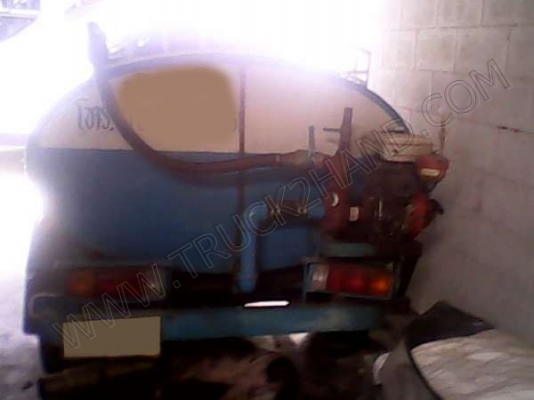 รถกระบะ บรรทุกน้ำ ยี่ห้อ NISSAN รุ่น BIG M รถกระบะ บรรทุกน้ำ ยี่ห้อ NISSAN รุ่น BIG M