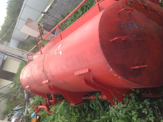 ขายถังน้ำมันขนาดประมาณ5พันลิตร2ใบ