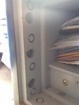 ขายเซฟโบราณ 123 ปี สภาพดีมาก ขายเซฟโบราณ 123 ปี สภาพดีมาก