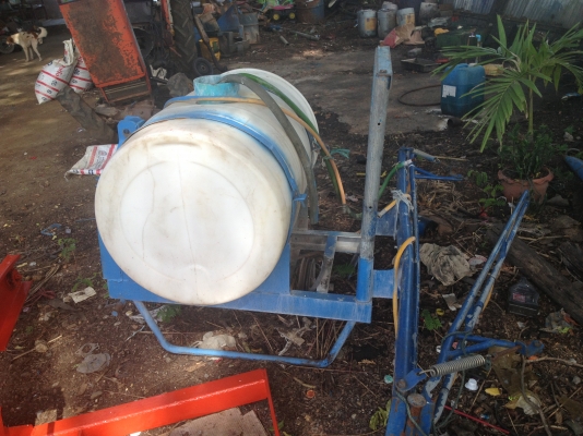 ขายเครื่องฉีดยา200ลิตรติดกับรถไถ20แรงขึ้นไป พี่สุดหล่อรับไปดูแลแล้วครับ