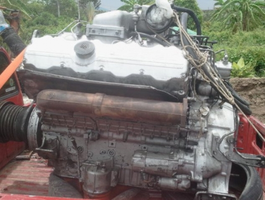 เครื่องยนต์ นิสสัน Rh 8 (8สูบ) เครื่องยนต์ นิสสัน Rh 8 (8สูบ)