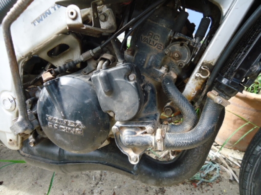 ขาย HONDA NSR 150 ทุกอย่างครบ รื้อมาแล้วขี้เกียจใส่ ถูกๆ 5,000.-