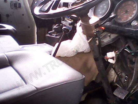 รถบรรทุก 6 ล้อ ยี่ห้อ HINO รุ่นKM-310 ขนาดแรงม้า 90 แรงม้า