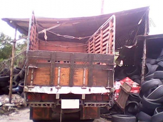 รถบรรทุก 6 ล้อ ยี่ห้อ HINO รุ่นKM-310 ขนาดแรงม้า 90 แรงม้า