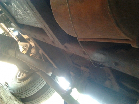 ***ขายแล้วครับขอบคุณ Truck2hand ขาย 6ล้อหัวยาวสภาพดี ISUZU TX 145HP เครื่อง6BB 145HP แห้ง แรงไม่เยิ้ม พ.ธรรมดา ช่วงล่างใหญ่ เฟืองท้ายFUSO คัสซีดีไม่ผุ มีบวมบ้างข้างใน เสริมเหล็กบนแข็งแรง กระบะไม้คอกไม้สภาพดี ไม่ผุไม่หัก ยาง900 ขอบ20 สภาพเต็ม6เส้น พร้อมใช้