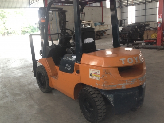 ขาย เช่า ซ่อม โฟล์คลิฟท์ TOYOTA โตโยต้า ดีเซล 3ตัน รุ่น7 ใช้งานน้อย2200ชั่วโมง จัดจำหน่ายโดย บริษัท ชัยเสรียานยนต์ จำกัด ติดต่อโดยตรงที่ 086-0801238 ทางบริษัทมีบริการเช่าเครื่องจักร รายวัน/รายเดือน ซ่อมบำรุงเครื่องจักร/รถบรรทุก ใกล้นิคมอุตสาหกรรมเกตุเวย ขาย เช่า ซ่อม โฟล์คลิฟท์ TOYOTA โตโยต้า ดีเซล 3ตัน รุ่น7 ใช้งานน้อย2200ชั่วโมง จัดจำหน่ายโดย บริษัท ชัยเสรียานยนต์ จำกัด ติดต่อโดยตรงที่ 086-0801238 ทางบริษัทมีบริการเช่าเครื่องจักร รายวัน/รายเดือน ซ่อมบำรุงเครื่องจักร/รถบรรทุก ใกล้นิคมอุตสาหกรรมเกตุเวย