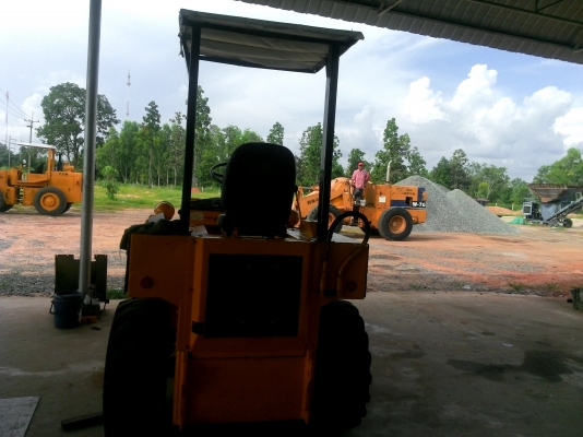 ขายรถตัก FURUKAWA FL 30 เอวอ่อน เครื่องดีเซล 4 สูบ ขายรถตัก FURUKAWA FL 30 เอวอ่อน เครื่องดีเซล 4 สูบ