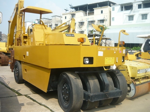 รถบด 9 ล้อยาง Sakai TS200 รถนอก นำเข้าจากญี่ปุ่น พร้อมลุยงานทุกสถานะ เอกสารครบพร้อมจัดไฟแนนท์