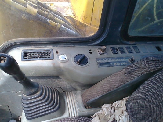 ขาย..รถขุด KOMATSU PC120-6E S/N 63364 รุ่นพิเศษ รถสวยสีเดิม ๆ ระบบไฟฟ้าครบ มีทะเบียน ภาษีครบ.