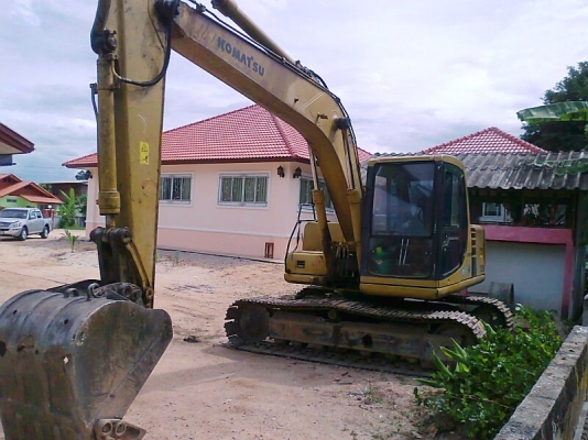 ขาย..รถขุด KOMATSU PC120-6E S/N 63364 รุ่นพิเศษ รถสวยสีเดิม ๆ ระบบไฟฟ้าครบ มีทะเบียน ภาษีครบ.