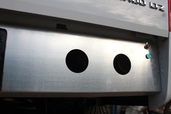 ขาย แผ่นปิดท้ายเชฟโรเลต โคโลราโด หนา2.3mm (หลายแบบ)