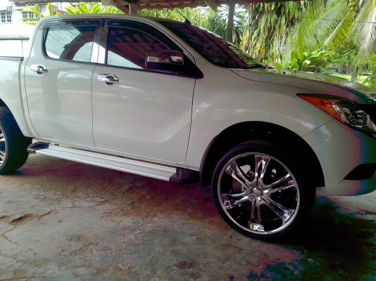 ขายล้อแม็กขอบ20 พร้อมยาง265/50/20