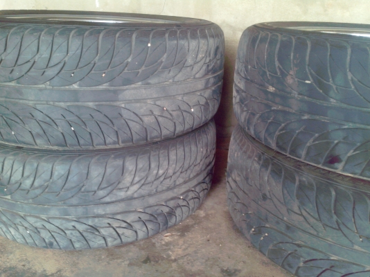 ขายล้อแม็กขอบ20 พร้อมยาง265/50/20