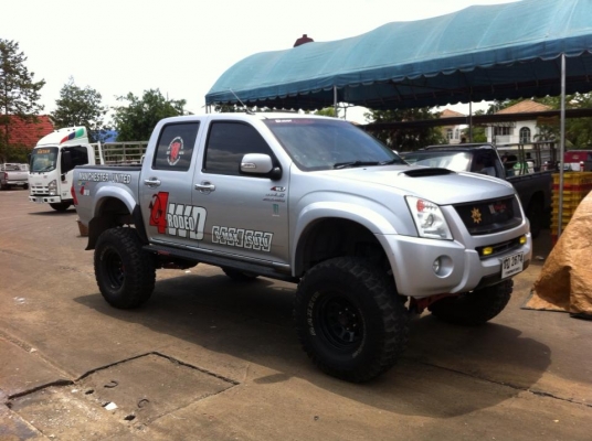 ขายisuzu4x4