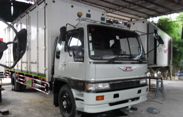 ฮีโน่ FF3Hยาว7.20ม. ตู้10บานสวิง สภาพสวย พร้อมใช้งาน