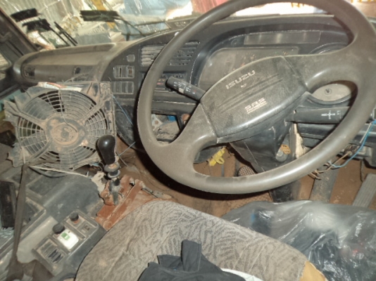 ขายรถ6ล้ออีซูซุเดก้าดั้ม195 แรงม้า ราคาถูกๆๆๆๆๆๆ เอกสารพร้อมโอน