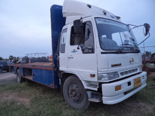 ขายรถ6ล้อฮีโน่FF1J เครื่อง210แรง ช่วงยาว 7.50  เอกสารพร้อมโอน