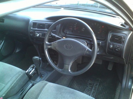 ขายTOYOTA COROLLA 3 ห่วง 1.6 GLI เกียร์ Auto กระจกไฟฟ้า พร้อมใช้งาน