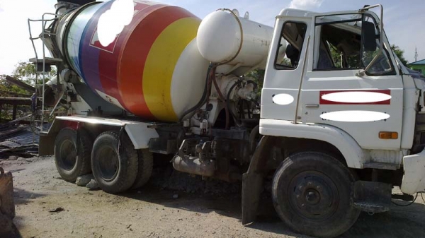 Nissan UD CW30, 285 แรง 2 เพลา มี 5 คัน ยกชุด โม่ปูน 7 คิว โม่ตรง บางคันต้องเก็บบางคันไม่ต้องเก็บ