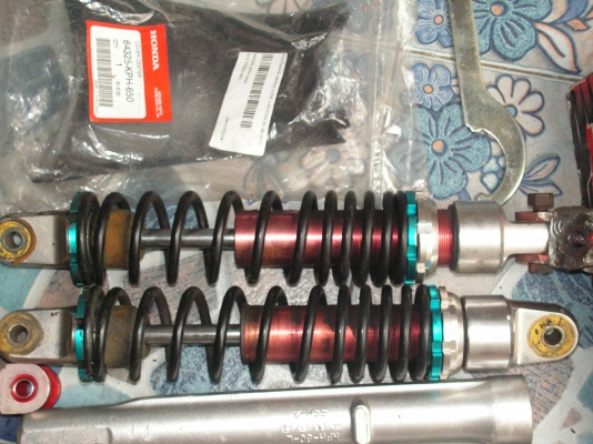 ชิ้นส่วนของเวฟ125ครับ ชิ้นส่วนของเวฟ125ครับ